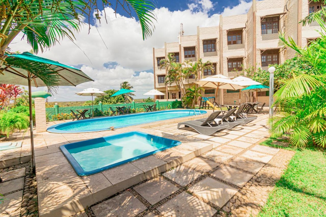 Plato Hotel Лагоиня Екстериор снимка